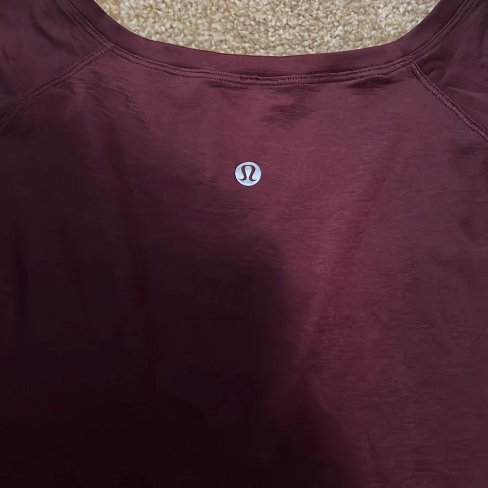 Lululemon Open Up Tie Back Size 6 - Picture 6 of 7